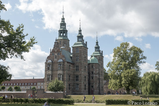 El palacio de Rosenborg, en el circuito por Copenhague